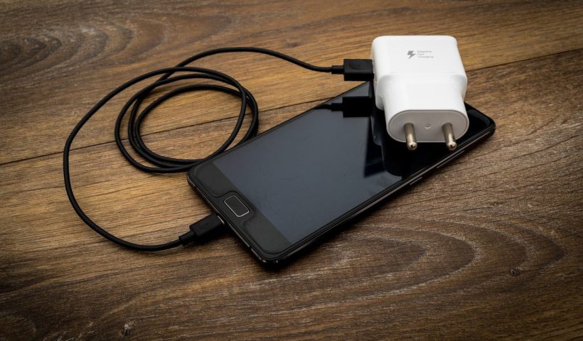 registratore vocale caricabatterie usb